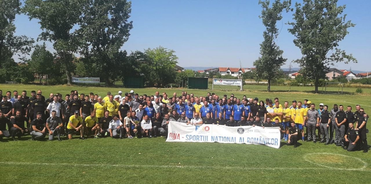 Avem un sport național declarat prin lege, oina, dar nu știm să-l jucăm! ”Luăm România la periat, pentru a o învăța oină”_16