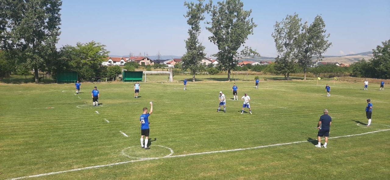 Avem un sport național declarat prin lege, oina, dar nu știm să-l jucăm! ”Luăm România la periat, pentru a o învăța oină”_19