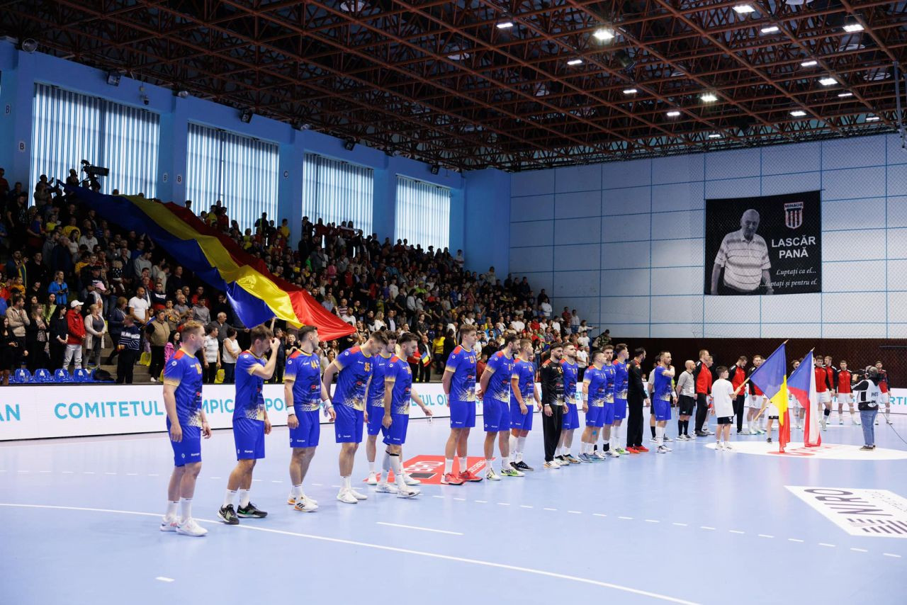 Legendarul Radu Voina știe ce i-a lipsit Rom&acirc;niei &icirc;n meciul cu Cehia (31-30), din manșa tur a barajului pentru CM 2025