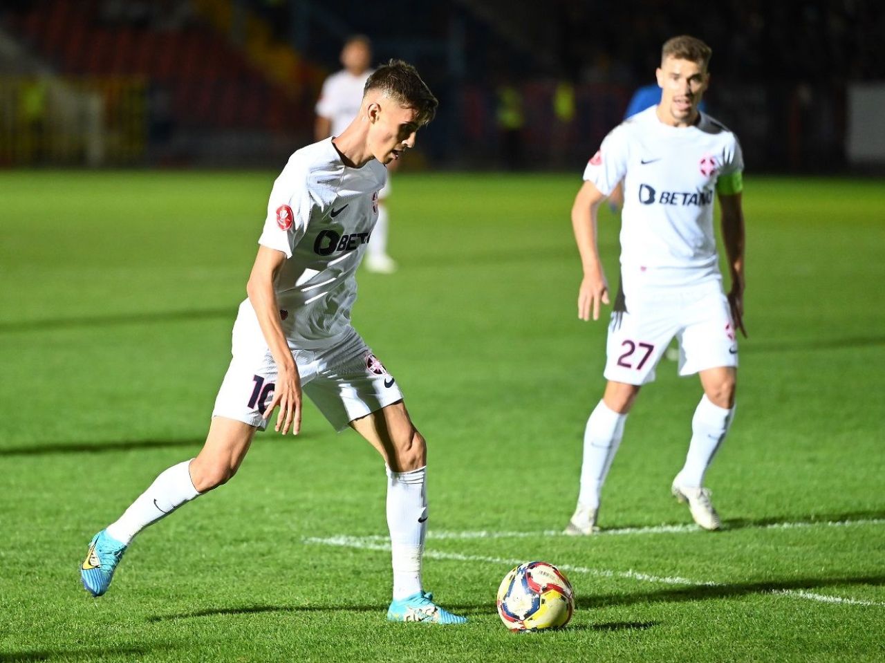 Surpriză totală! În ce echipament va juca FCSB contra lui CFR Cluj + ce se întâmplă după meci_3
