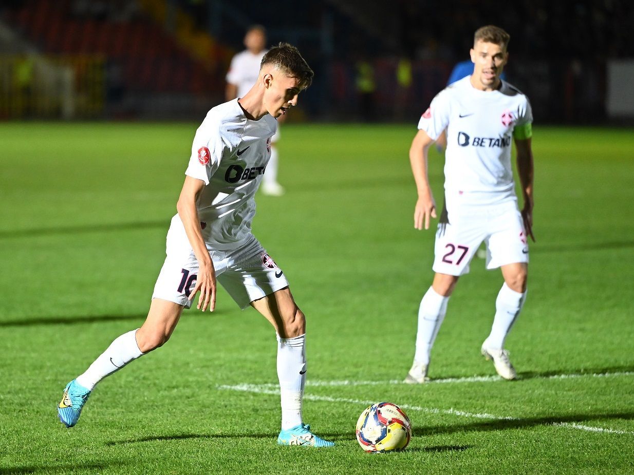 Surpriză totală! În ce echipament va juca FCSB contra lui CFR Cluj + ce se întâmplă după meci_3