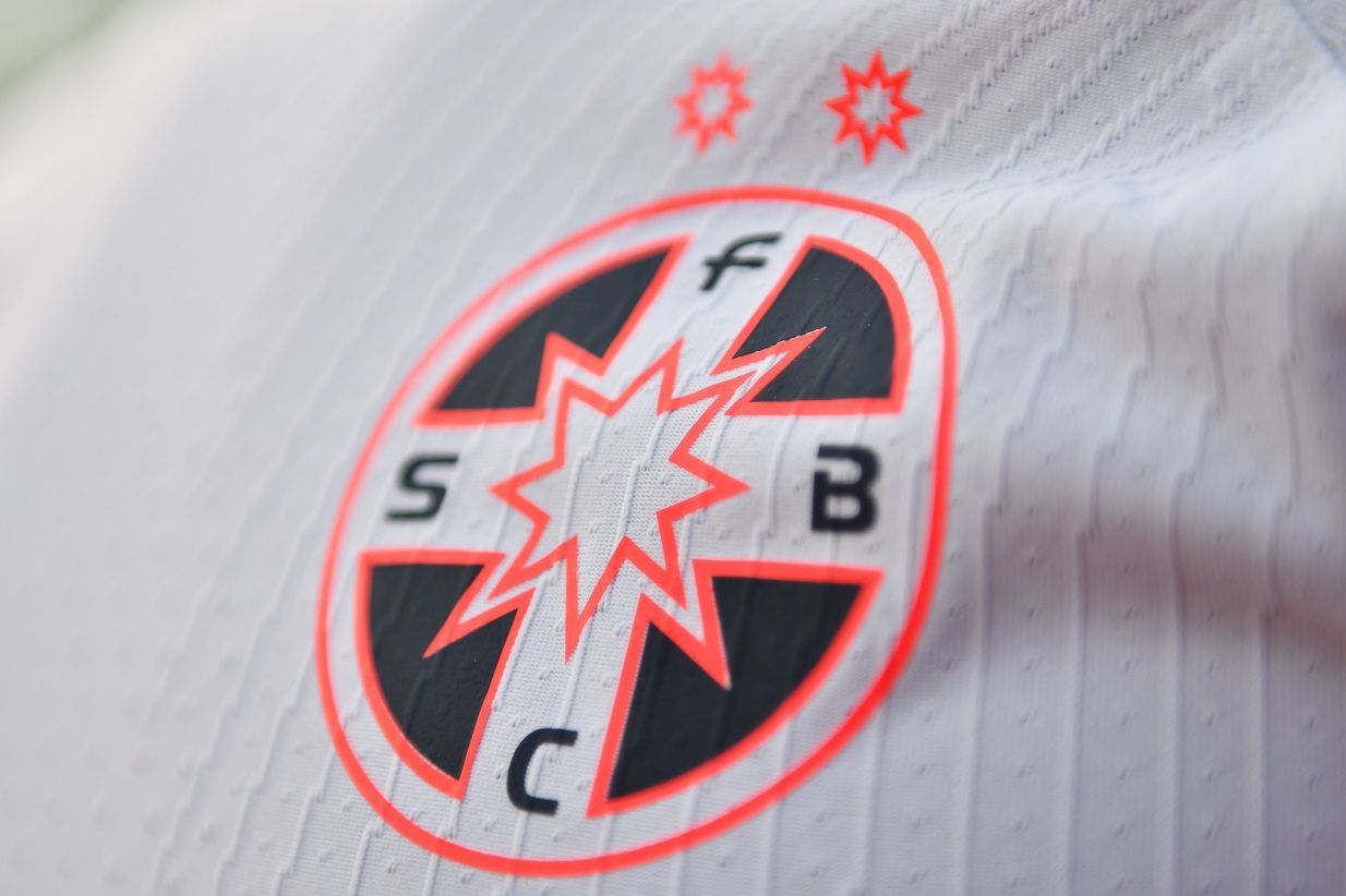 Surpriză totală! În ce echipament va juca FCSB contra lui CFR Cluj + ce se întâmplă după meci_1