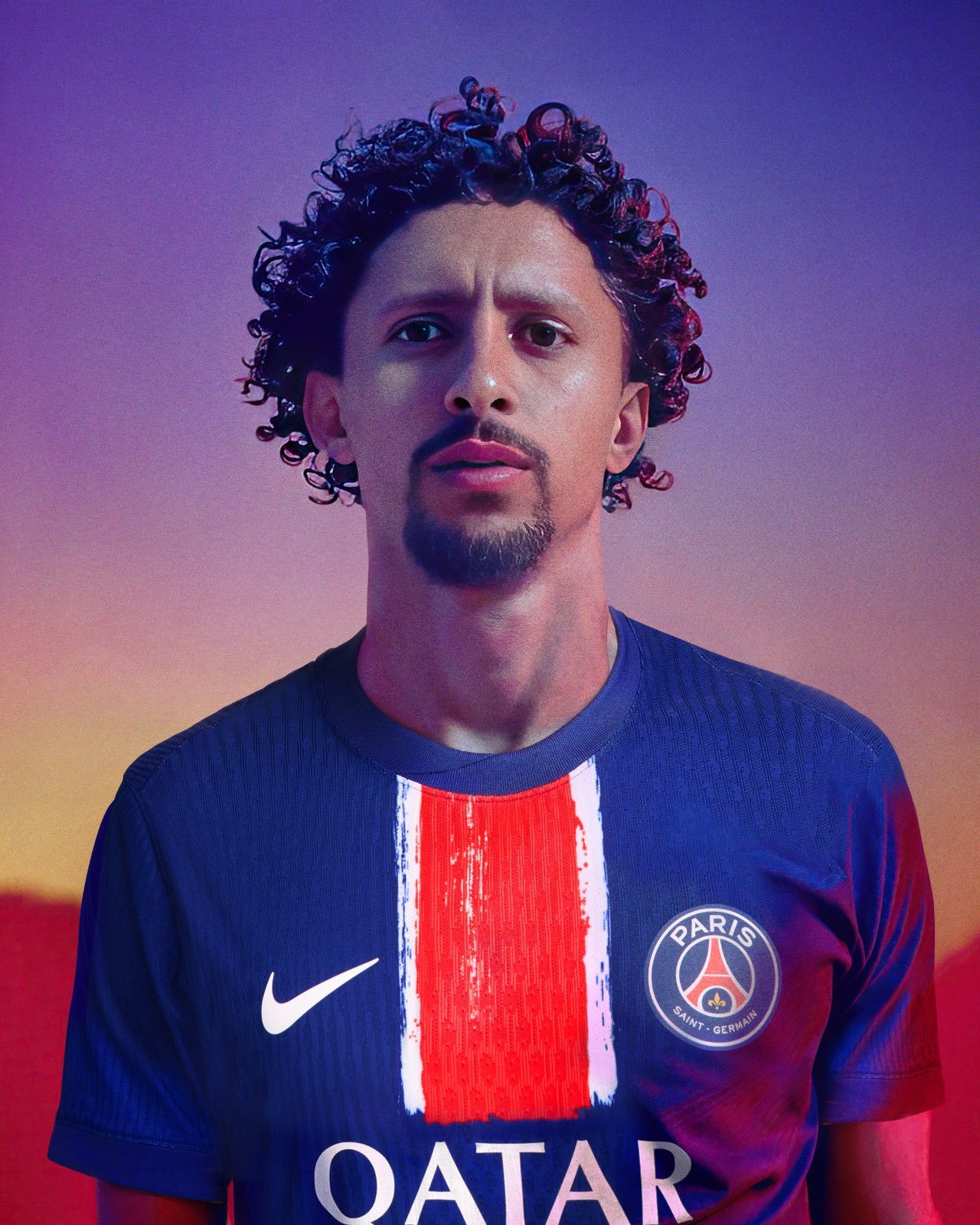 ”Nu mai este fața Parisului!” PSG și-a prezentat noul echipament, iar fanii au remarcat un detaliu important_23