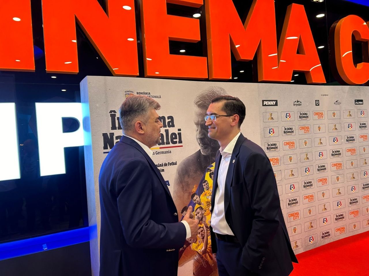 În inima Naționalei! Cine a fost prezent la avanpremiera filmului dedicat calificării României la EURO 2024_8