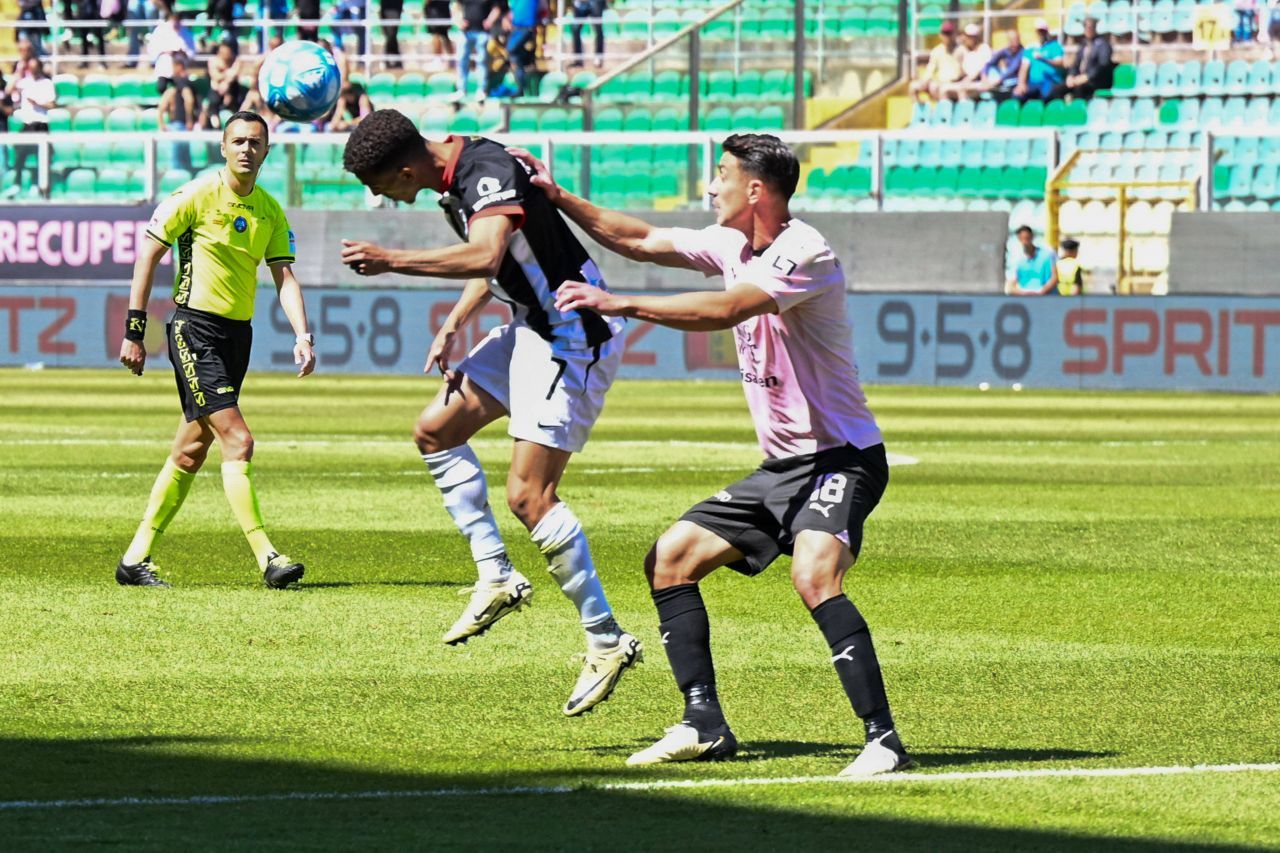 După Dennis Man și Valentin Mihăilă, promovați cu Parma, un alt român joacă barajul pentru Serie A! Gafa ”prostească” făcută_1