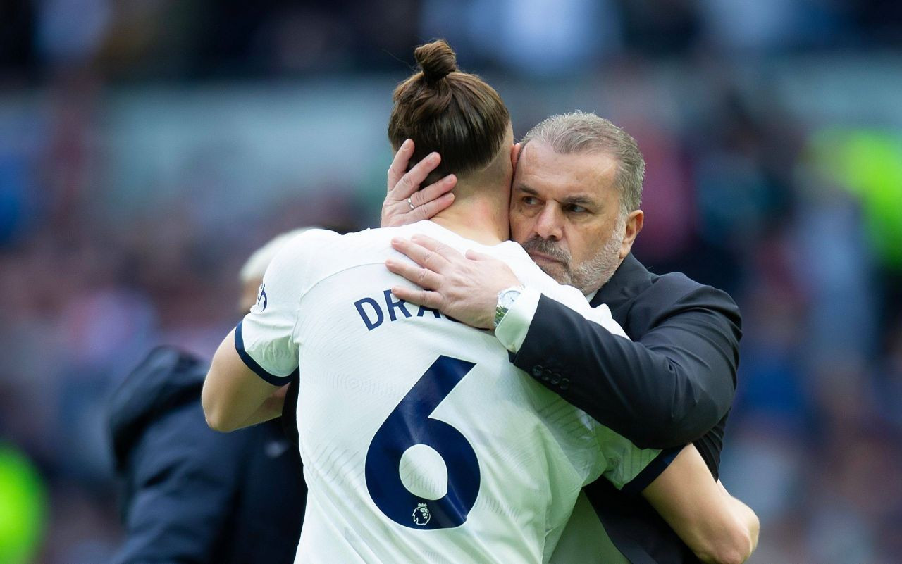 Sună alarma pentru Radu Drăgușin! Tottenham vrea un nou fundaș central! Anunțul lui Postecoglou: &rdquo;Planul a fost deja făcut!&rdquo;