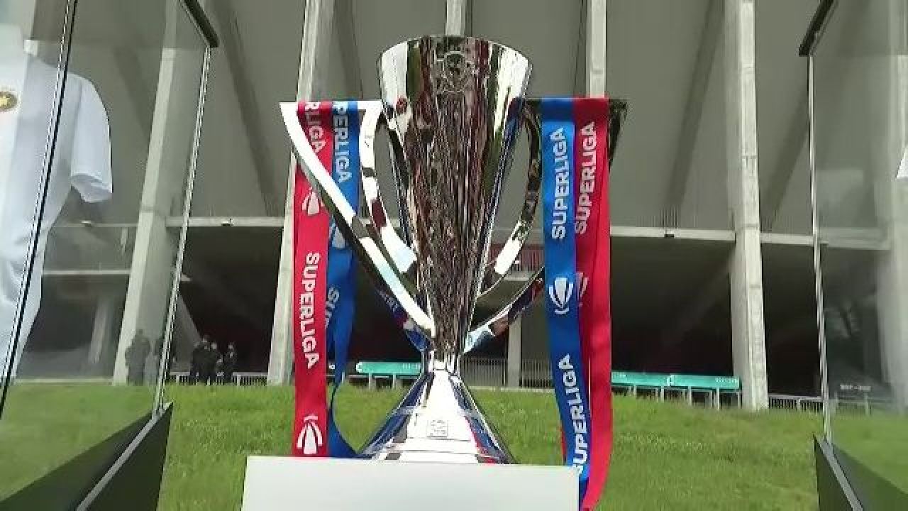 Trofeul Superligii, la Arena Națională! Fanii lui FCSB stau la coadă pentru poze + mesajul apărut pe autocar_1