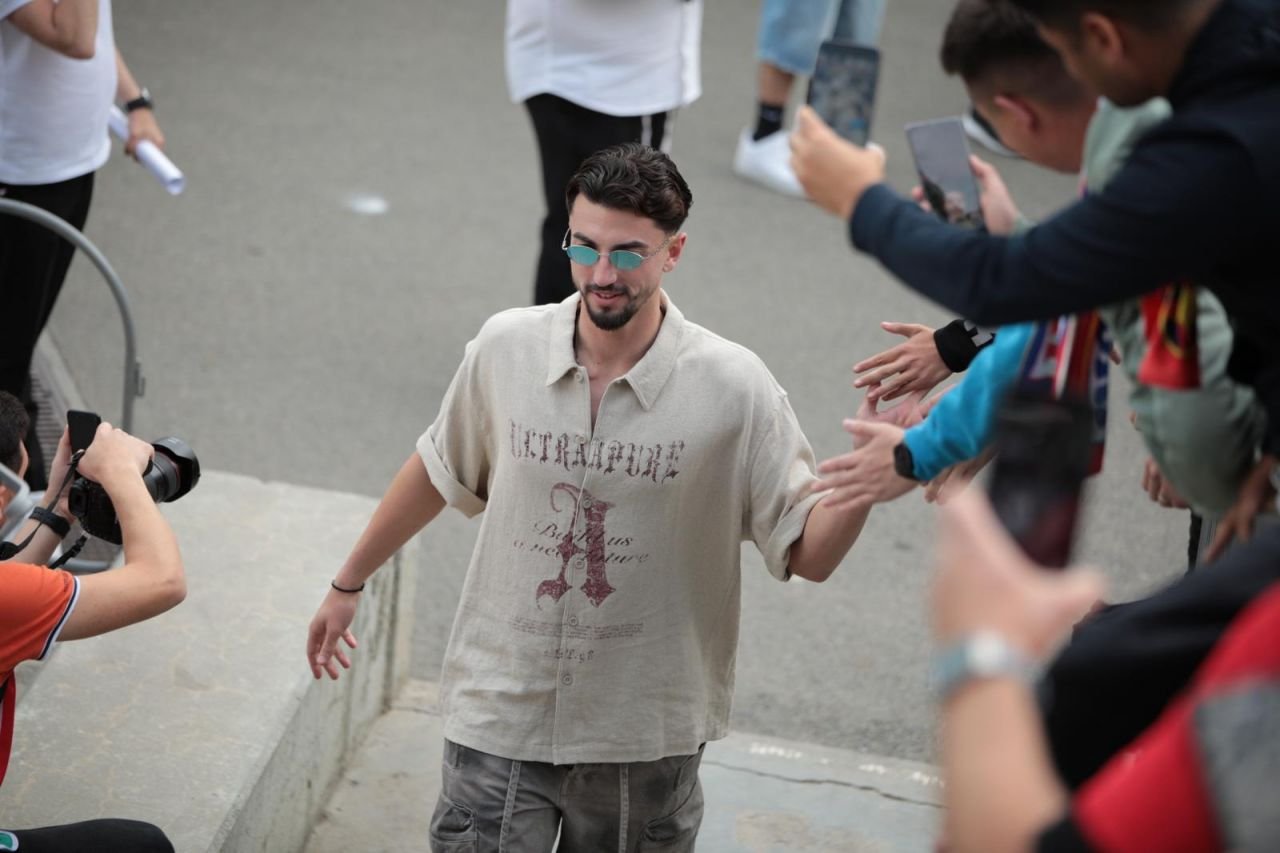 Parada modei la Arena Națională: cum au apărut jucătorii lui FCSB, mesajul lui Mihai Stoica + ce au scandat fanii când l-au văzut pe Dan Petrescu_6