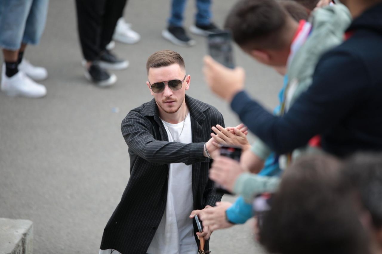 Parada modei la Arena Națională: cum au apărut jucătorii lui FCSB, mesajul lui Mihai Stoica + ce au scandat fanii când l-au văzut pe Dan Petrescu_14