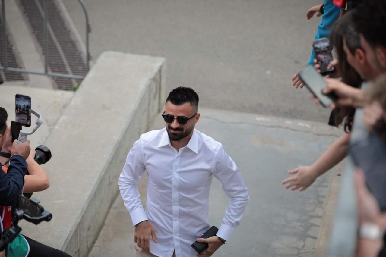 Parada modei la Arena Națională: cum au apărut jucătorii lui FCSB, mesajul lui Mihai Stoica + ce au scandat fanii când l-au văzut pe Dan Petrescu_15