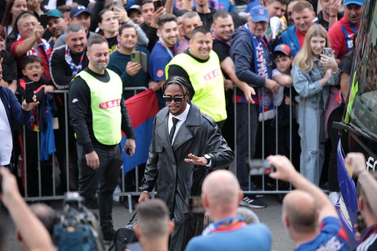 Direct de la F.B.I. la Arena Națională. Ngezana a venit să investigheze cazul cu CFR Cluj. A făcut senzație la sosire