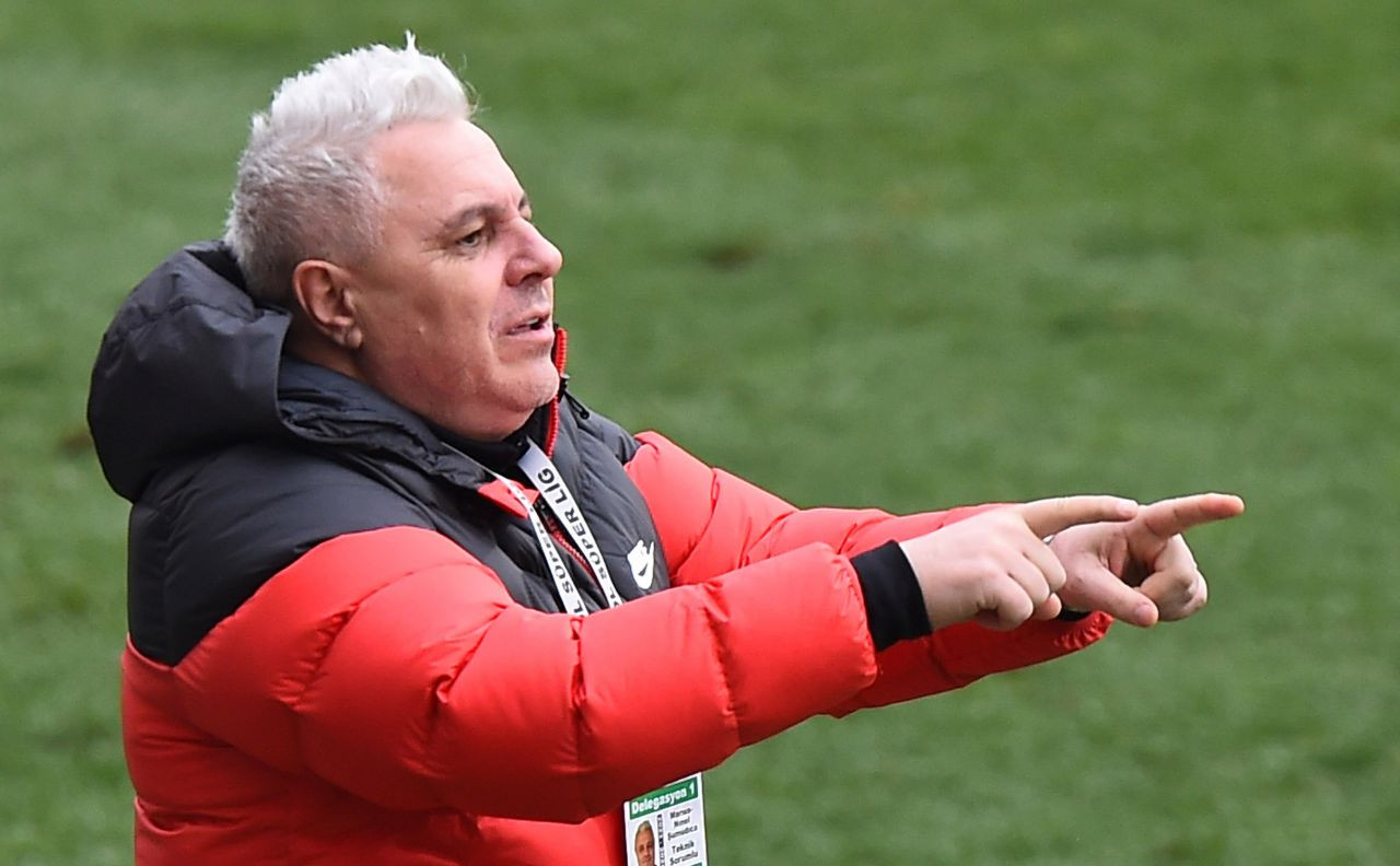 Adio, Rapid! Șumudică a intrat &icirc;n direct și a spus tot despre discuția cu Dan Șucu + &icirc;nțepături pentru alesul din Giulești