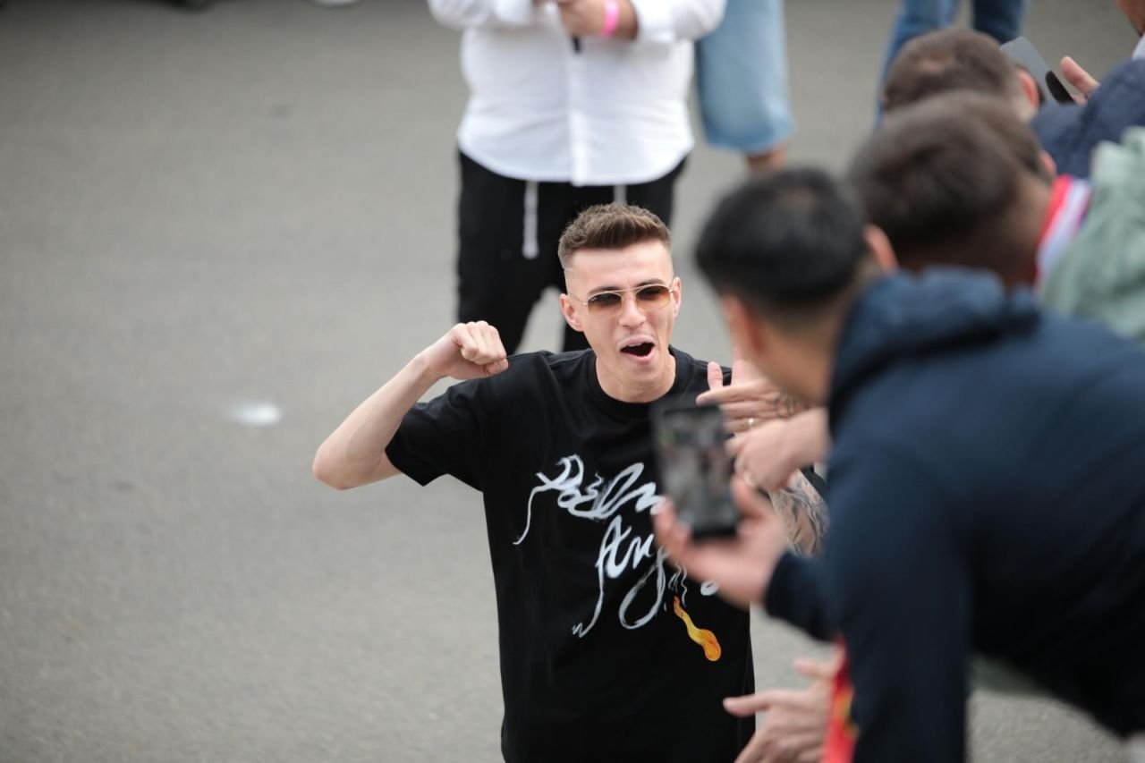 Ca Leonard Doroftei! Tavi Popescu a activat toți fanii FCSB-ului cu un singur gest înainte de meciul cu CFR Cluj _3