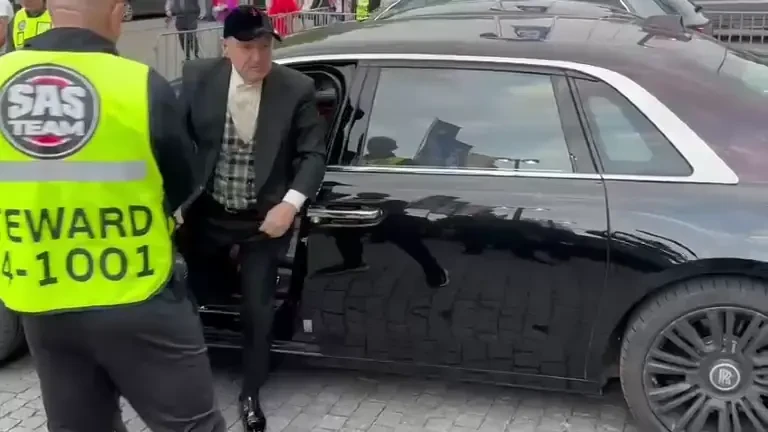 Gigi Becali și-a făcut apariția pe Arena Națională, la FCSB - CFR Cluj (11.05.2024)