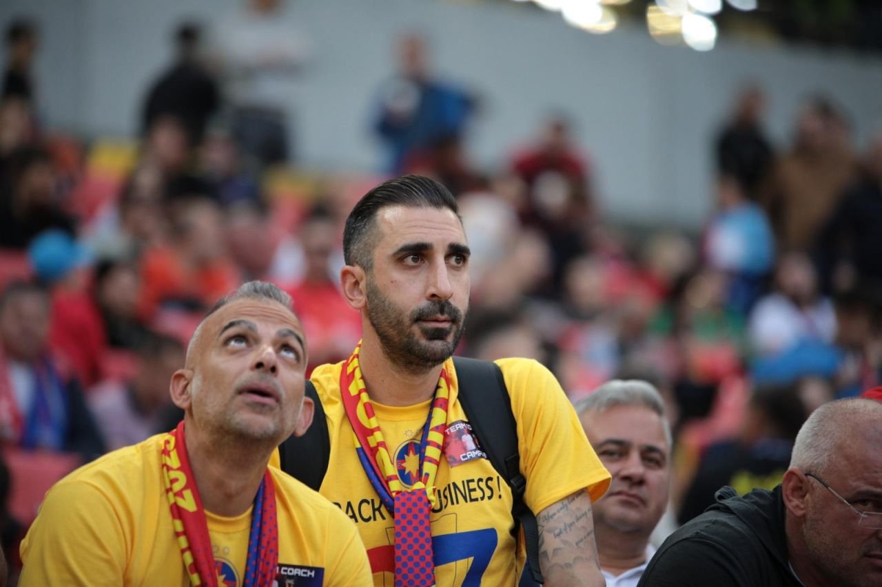 Sosia lui Elias Charalambous, pe Arena Națională! Cum arată fratele antrenorului de la FCSB_3