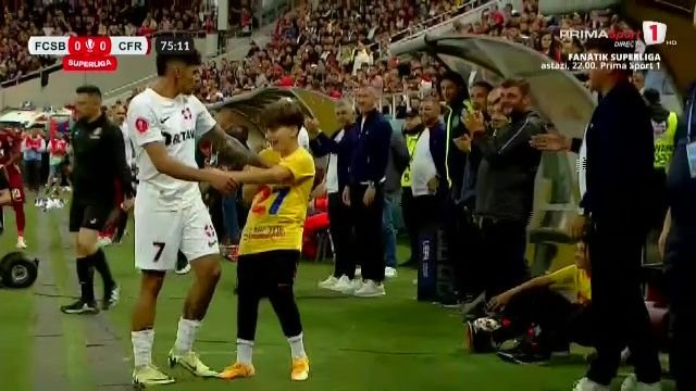 Acuzat că a îmbrâncit un copil, Florinel Coman a dat replica: 