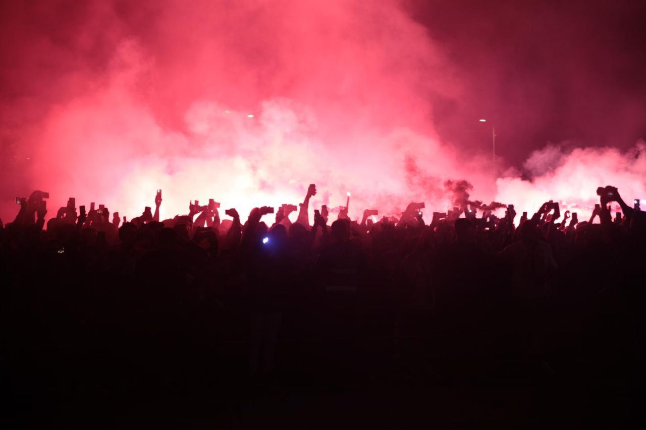 Imagini spectaculoase: cum a petrecut FCSB alături de fani la Ateneul Român_3