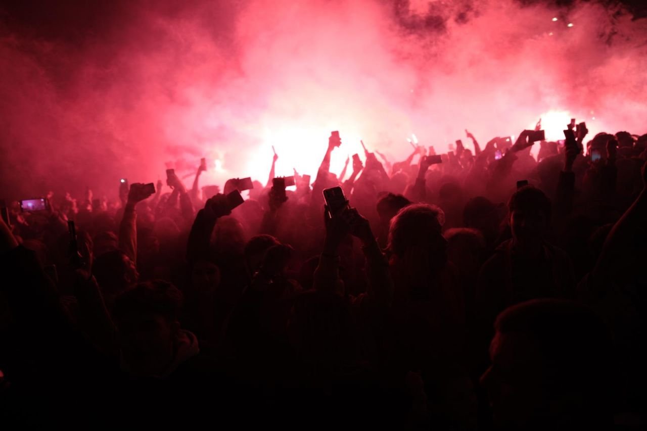 Imagini spectaculoase: cum a petrecut FCSB alături de fani la Ateneul Român_15