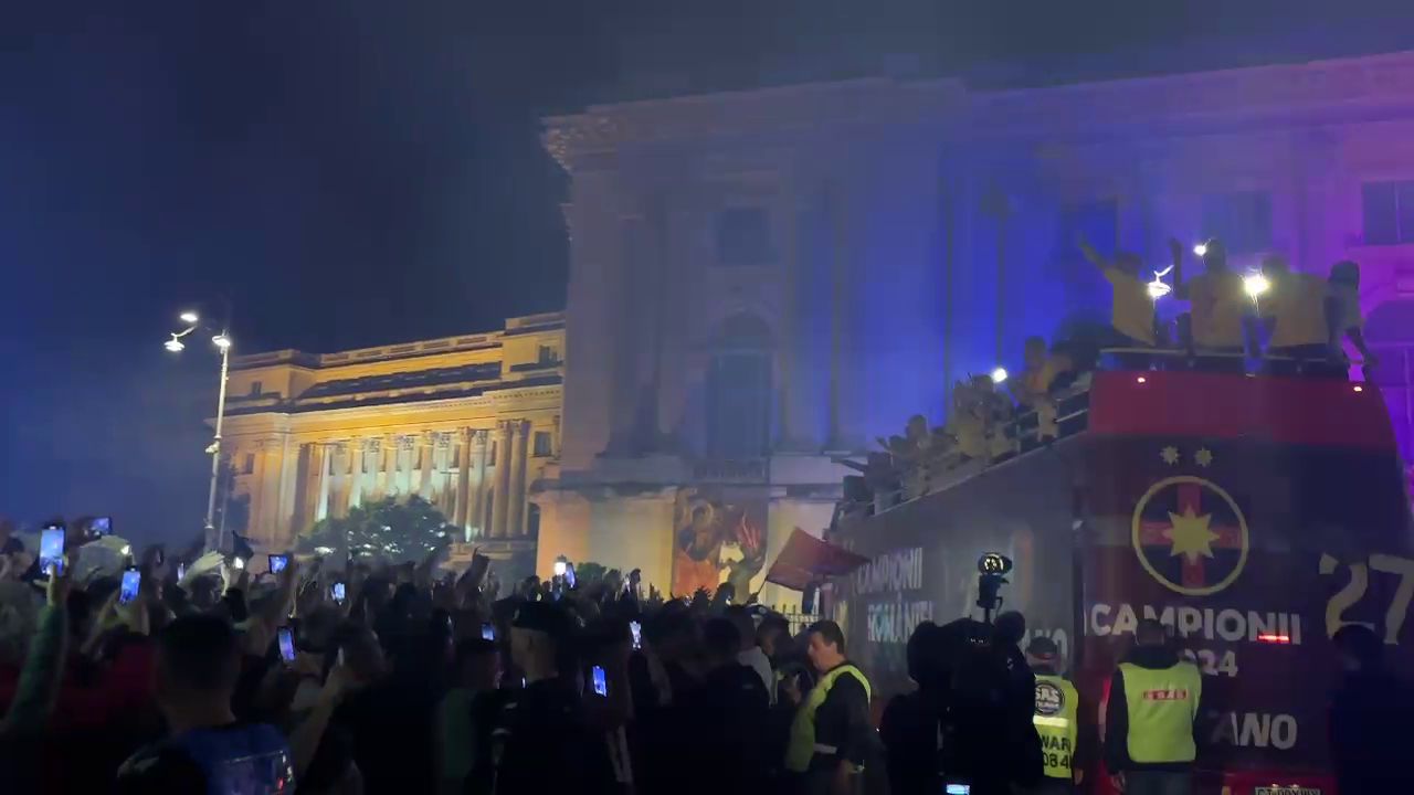 Ce a rămas în urmă la Ateneul Român, după ce s-a aruncat cu materiale pirotehnice la sărbătoarea FCSB-ului_1