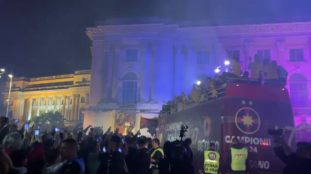 Ce a rămas în urmă la Ateneul Român, după ce s-a aruncat cu materiale pirotehnice la sărbătoarea FCSB-ului_6