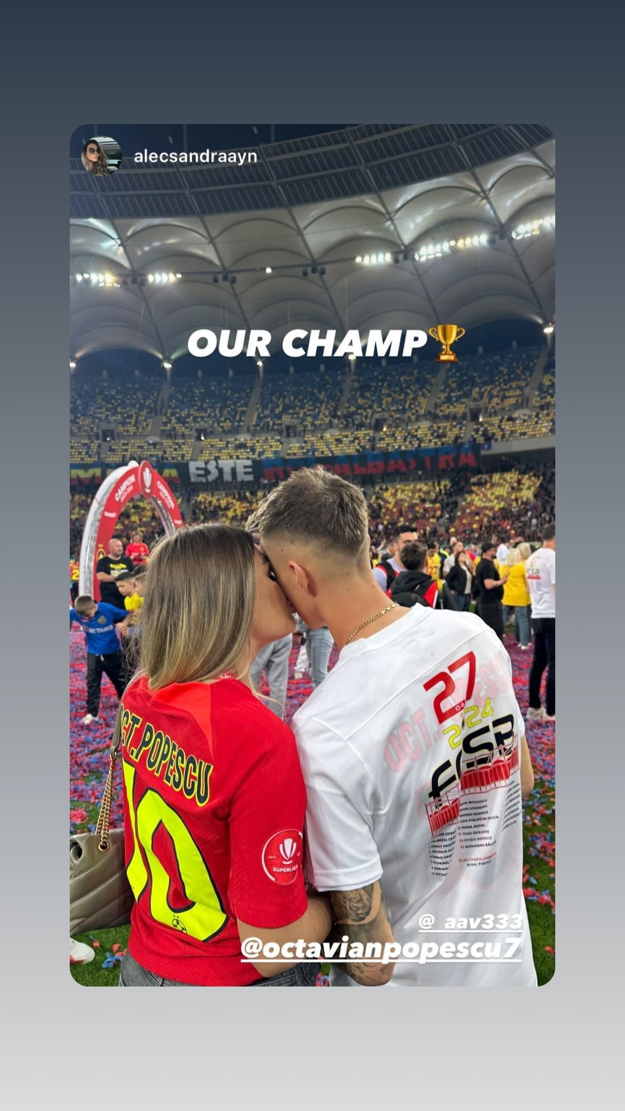 I-au eclipsat pe campioni! Apariții incendiare ale partenerelor jucătorilor de la FCSB, la petrecerea de titlu_47