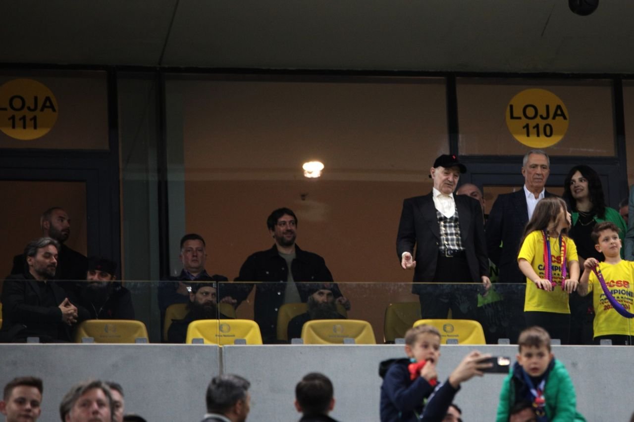 Alexandru Tudor nu a stat lângă Gigi Becali pe Arena Națională!_3