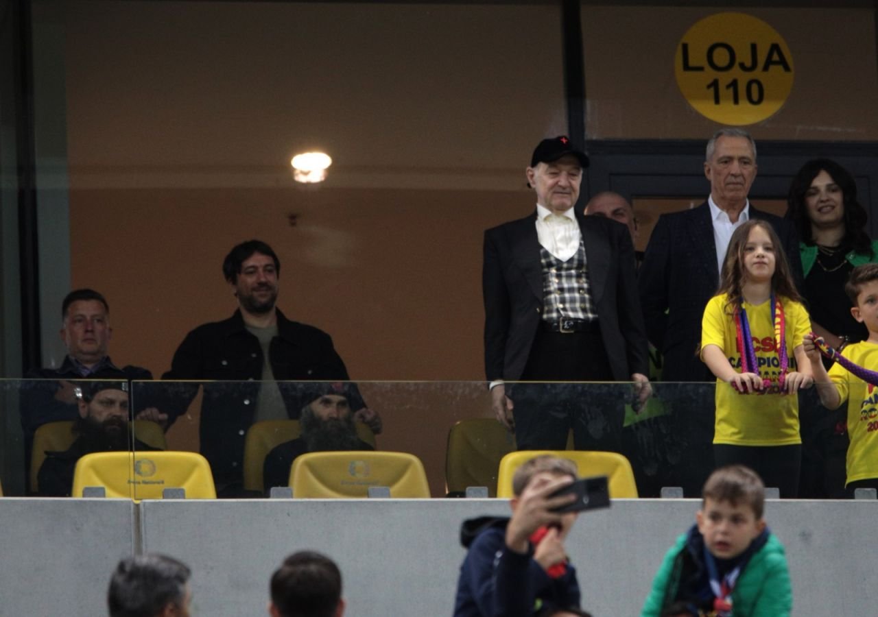 Alexandru Tudor nu a stat lângă Gigi Becali pe Arena Națională!_4