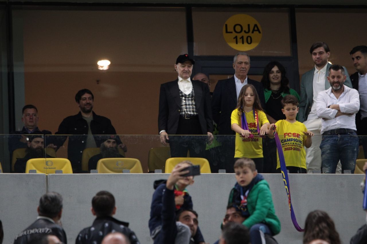 Alexandru Tudor nu a stat lângă Gigi Becali pe Arena Națională!_5