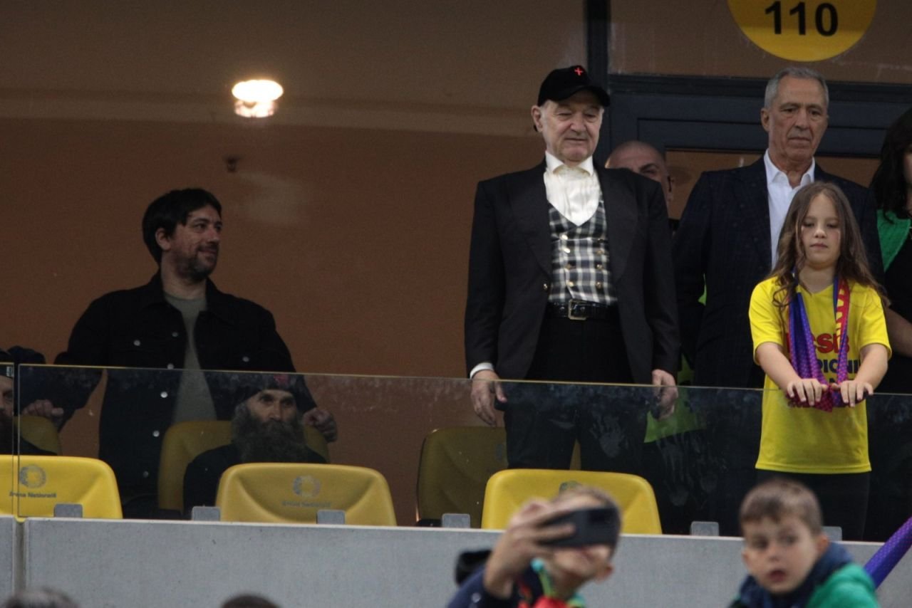 Alexandru Tudor nu a stat lângă Gigi Becali pe Arena Națională!_6