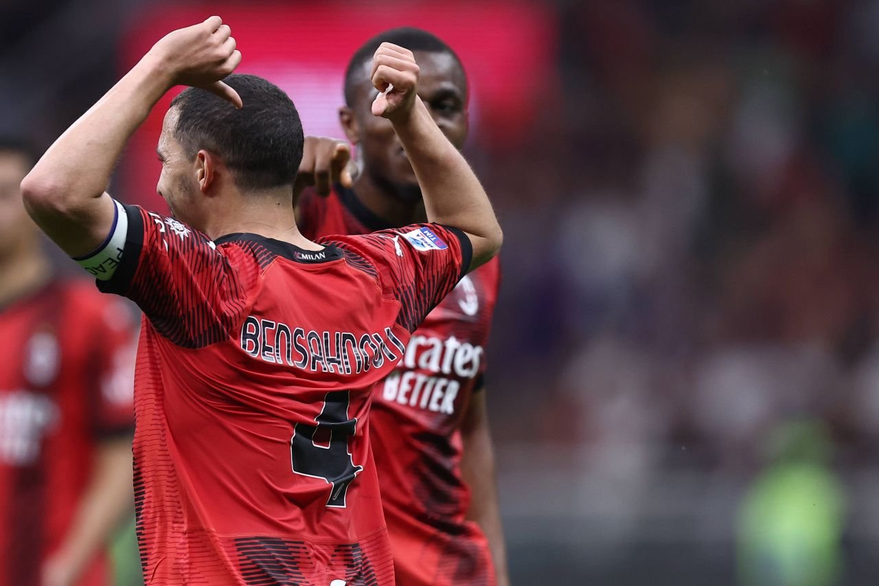 Gestul superb făcut de AC Milan! Fotbaliștii au purtat numele de familie a mamei lor pe spate_11