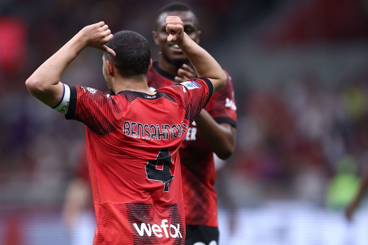 Gestul superb făcut de AC Milan! Fotbaliștii au purtat numele de familie a mamei lor pe spate_12