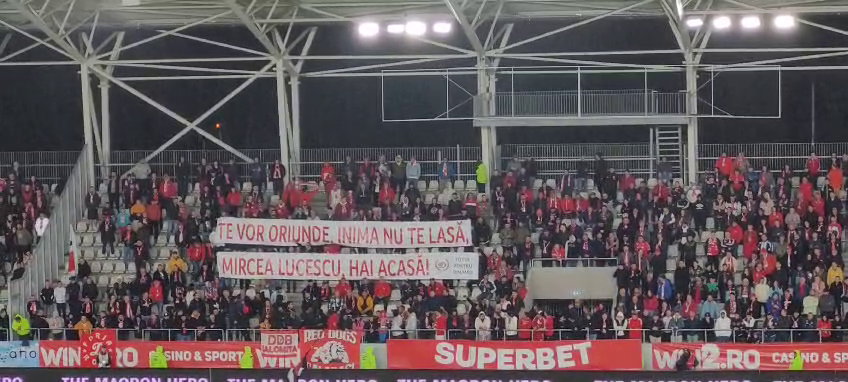 Fanii lui Dinamo, mesaj pentru Mircea Lucescu! Banner-ul afișat la meciul cu UTA Arad_2