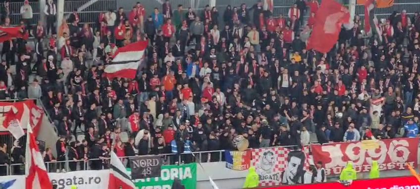 Fanii lui Dinamo, mesaj pentru Mircea Lucescu! Banner-ul afișat la meciul cu UTA Arad_1