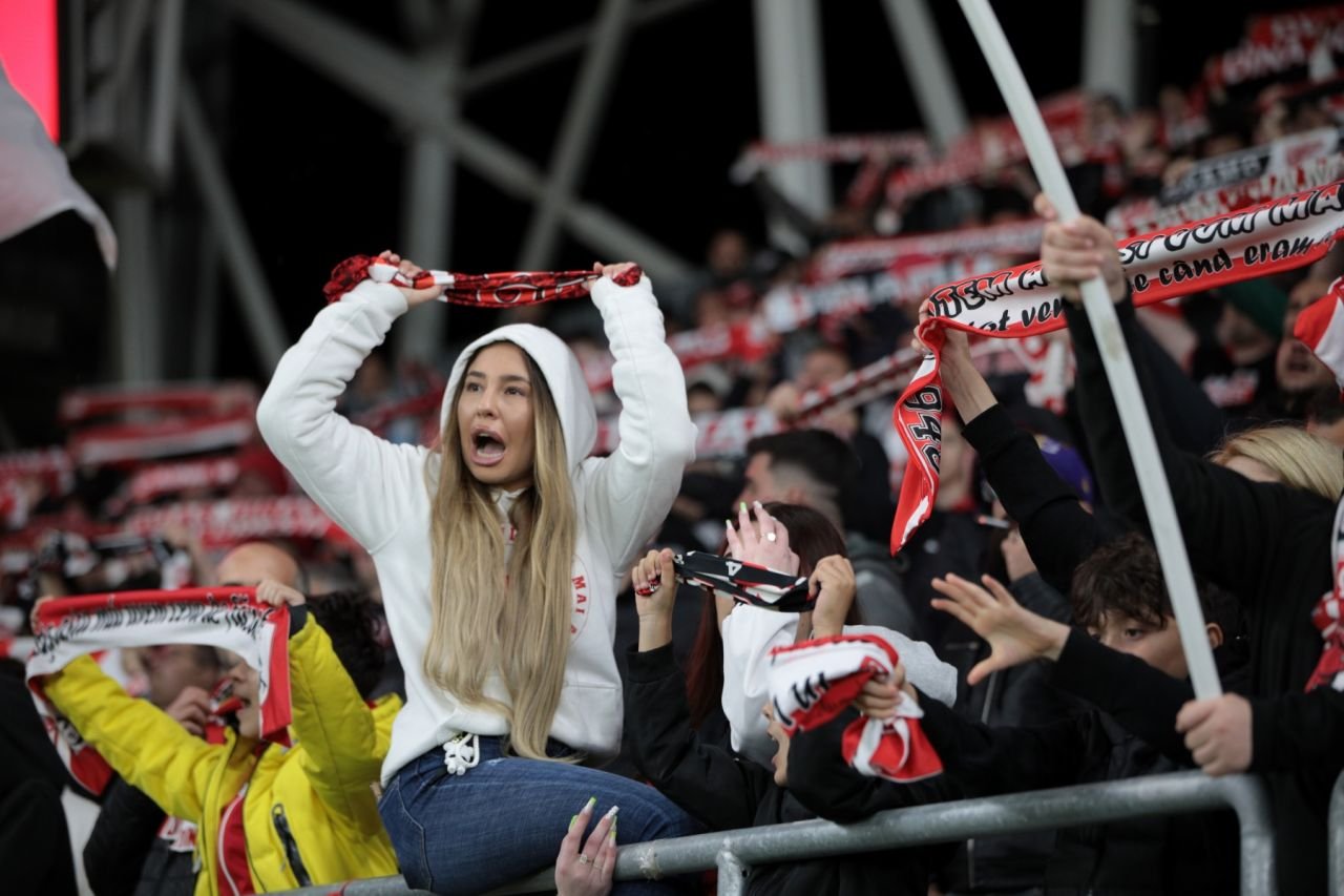 Un Lucescu a venit alături de Dinamo, dar nu antrenorul Mircea Lucescu