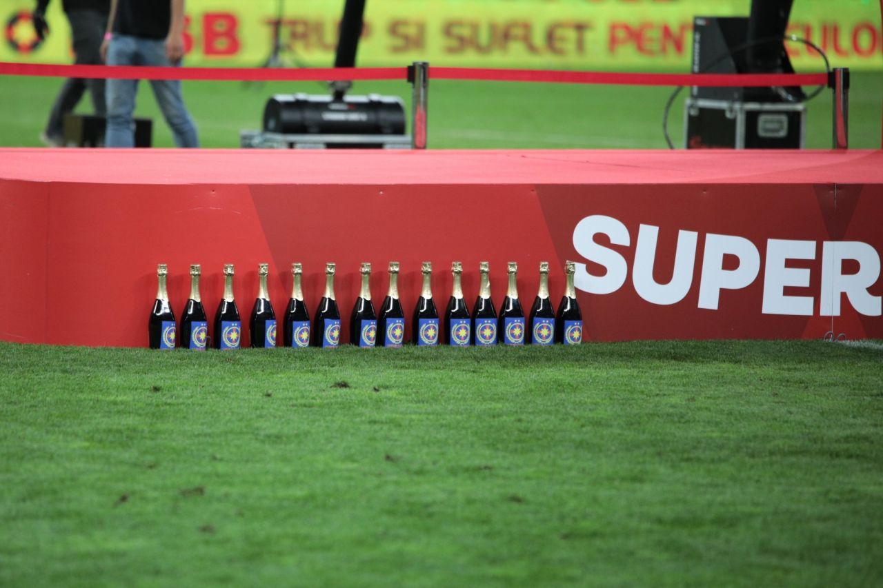 Poate apărea din nou pe piață șampania FCSB? Vinul spumant pe care Coman&co. l-au folosit ca să sărbătorească titlul de campioană_6