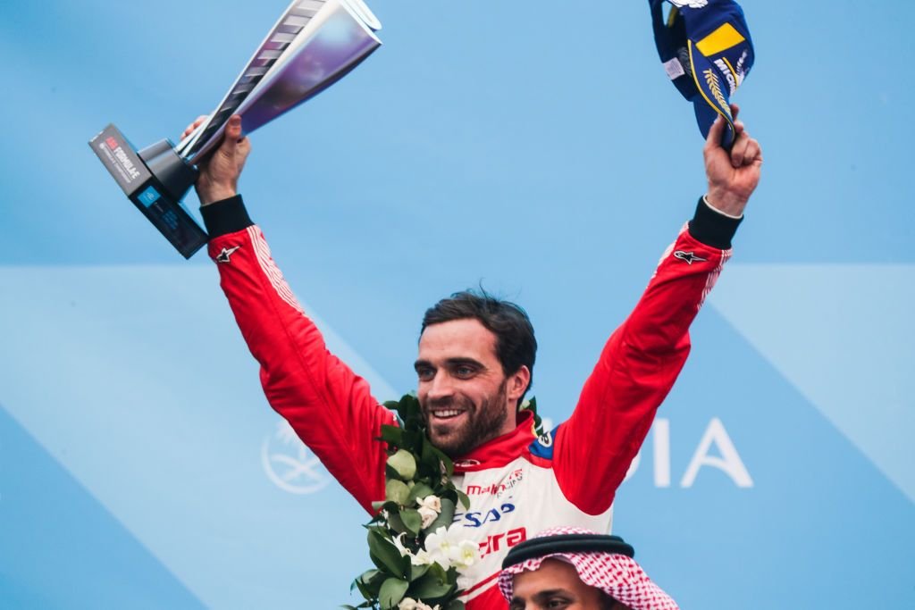 După Lewis Hamilton, Ferrari mai aduce doi oameni importanți de la Mercedes_2