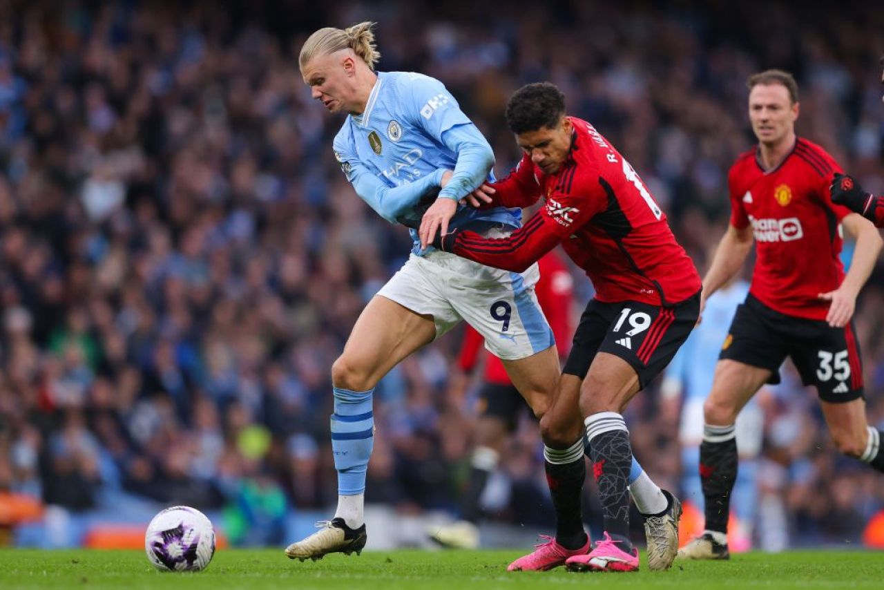 Varane va pleca gratis de la Manchester United! Unde poate ajunge fostul campion mondial_3