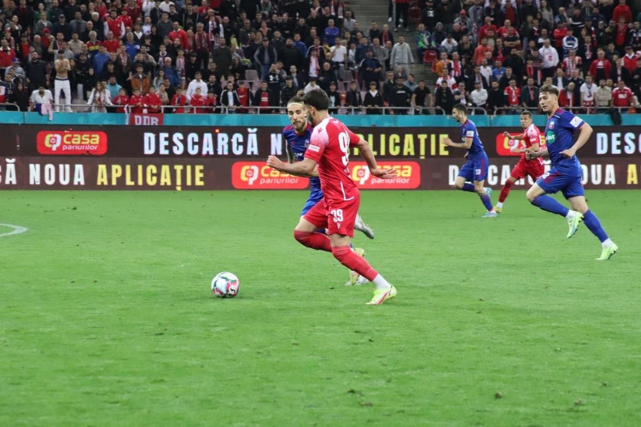 Fostul dinamovist Lamine Ghezali a promovat în prima ligă! Se duelează cu granzii Europei sau rămâne liber de contract în vară?_9
