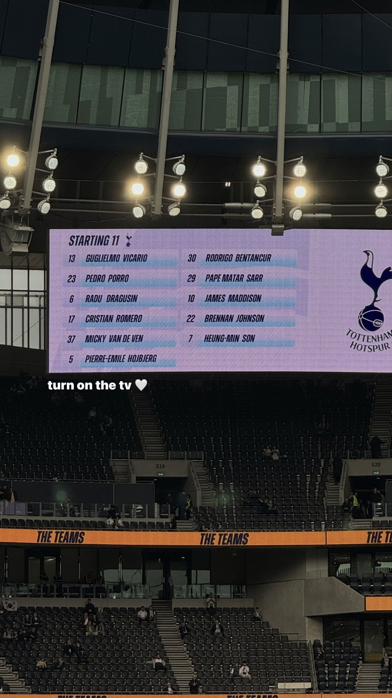 Mesajul partenerei lui Radu Drăgușin, după ce a fost anunțat titular în meciul care poate decide titlul în Premier League_3