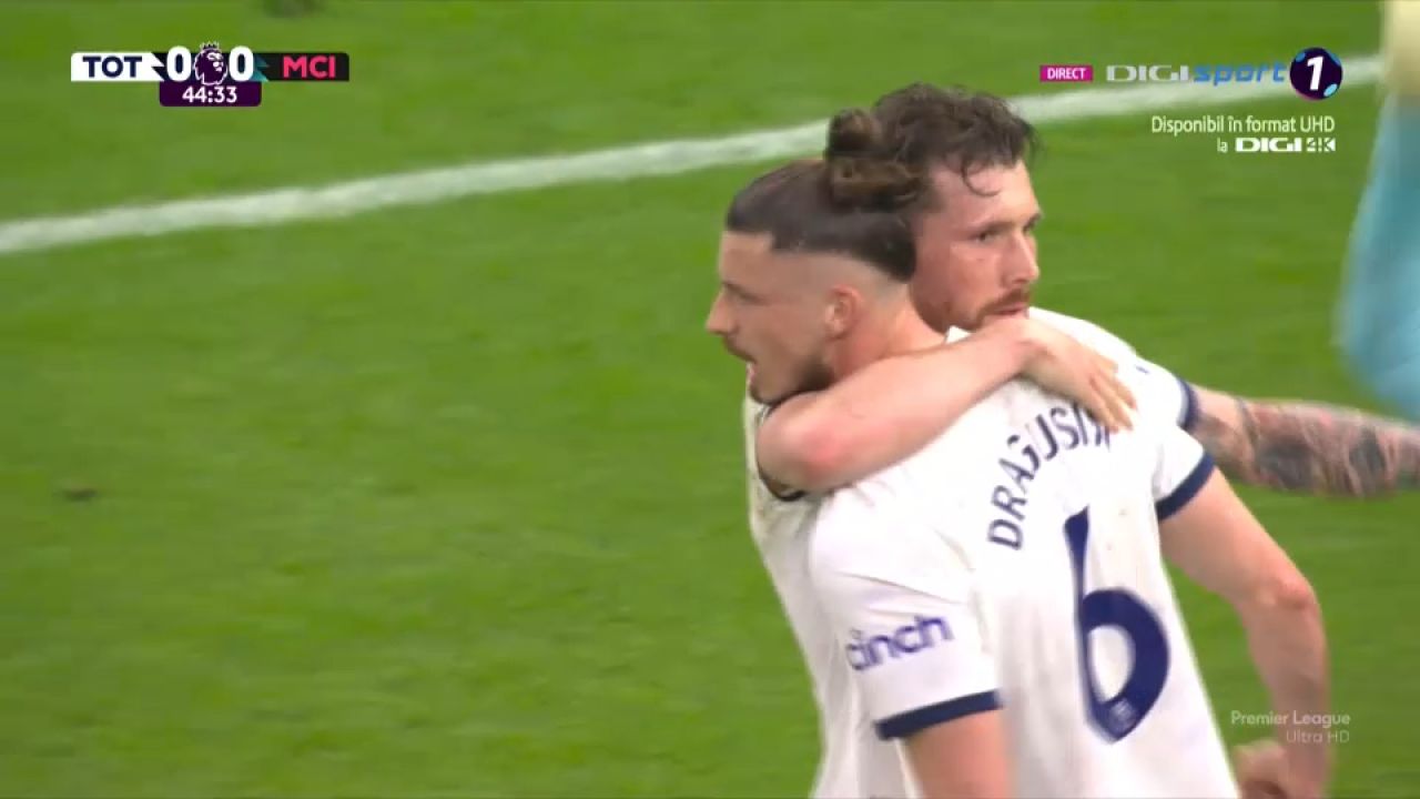 Radu Drăgușin, intervenția reprizei în Tottenham - Manchester City! Și-a salvat echipa în minutele de final ale primei părți_1