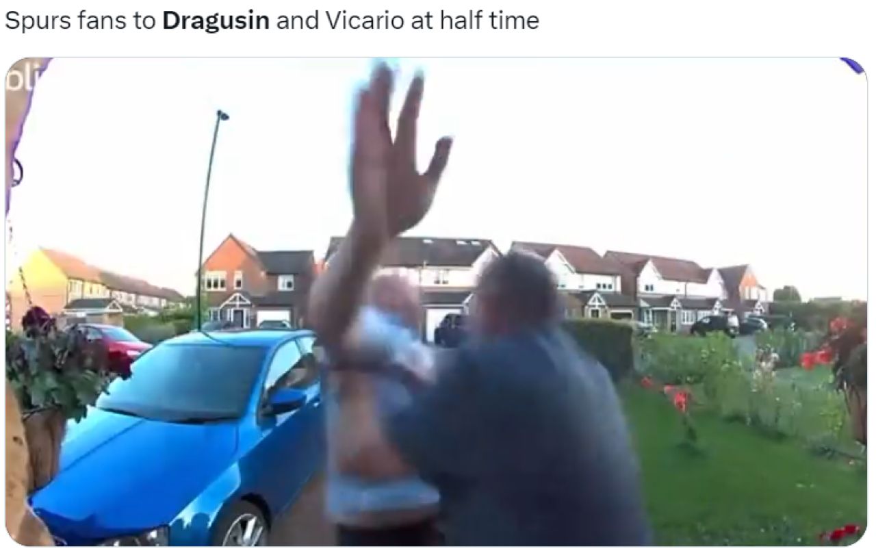 Meme-urile apărute după Tottenham - Manchester City! Radu Drăgușin a fost printre protagoniști_15