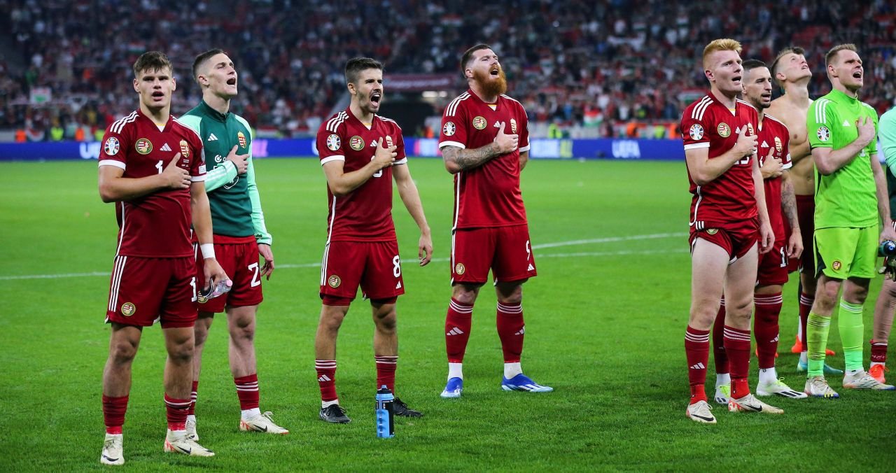Fotbalistul dat afară de Dan Petrescu de la CFR Cluj, convocat la naționala Ungariei pentru EURO 2024, lângă vedetele Dominik Szoboszlai sau Milos Kerkez!_11