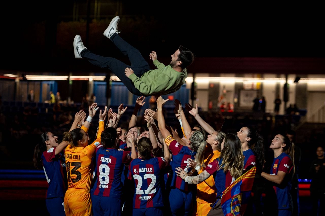 Barcelona la care visează toți fanii catalani: 28 de meciuri, 27 de victorii, 1 egal, golaveraj 129-9!_7