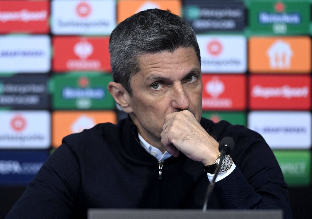 Răzvan Lucescu a reacționat după ce PAOK a urcat pe primul loc &amp;icirc;n Grecia: Să răm&amp;acirc;nem umili