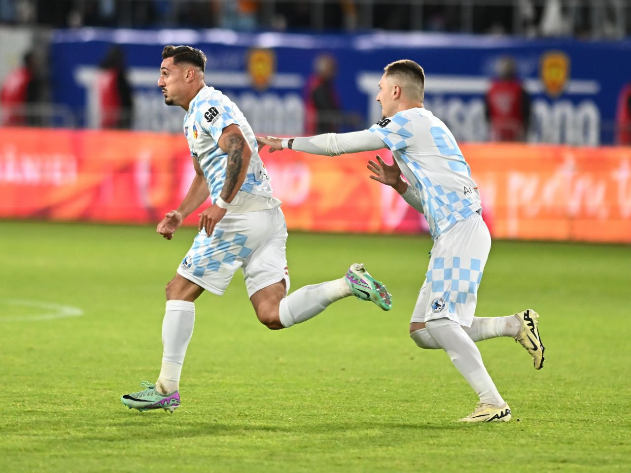 Ce adversari poate &icirc;nt&acirc;lni Corvinul Hunedoara &icirc;n primul tur preliminar Europa League, dacă va primi licența