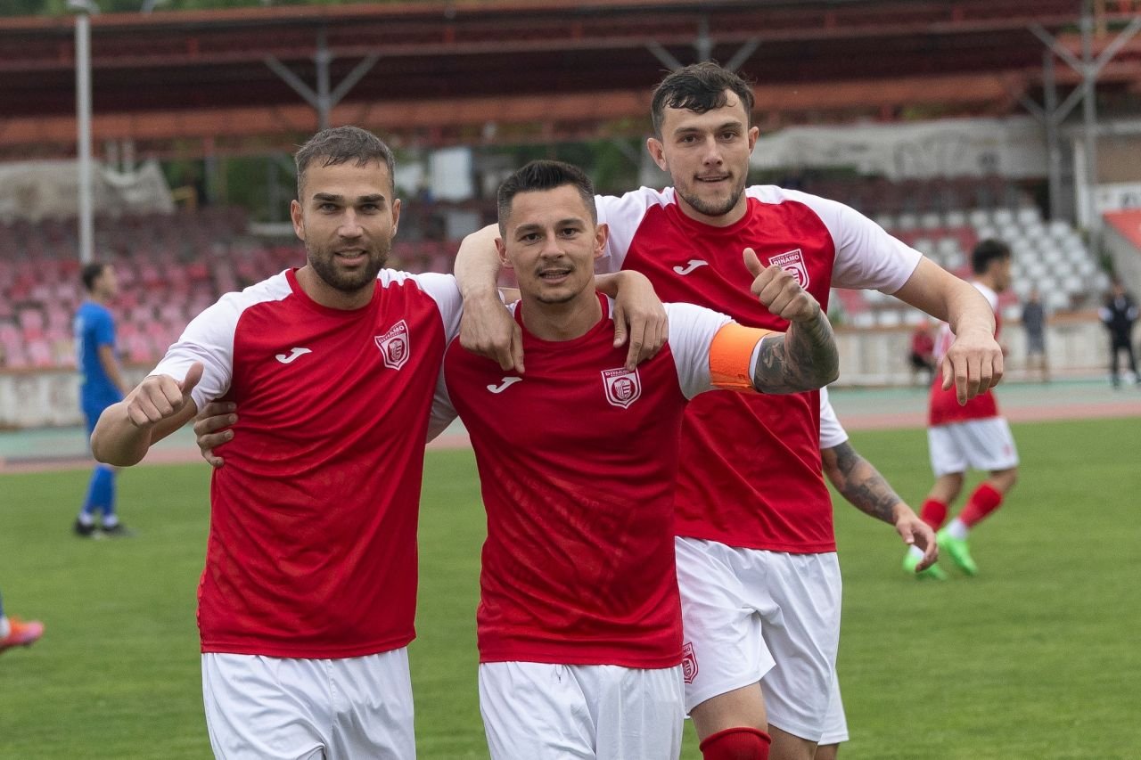 New Dinamo vrea eventul! Echipa de fotbal a lui CS Dinamo a câștigat Cupa și acum luptă pentru finala campionatului_29