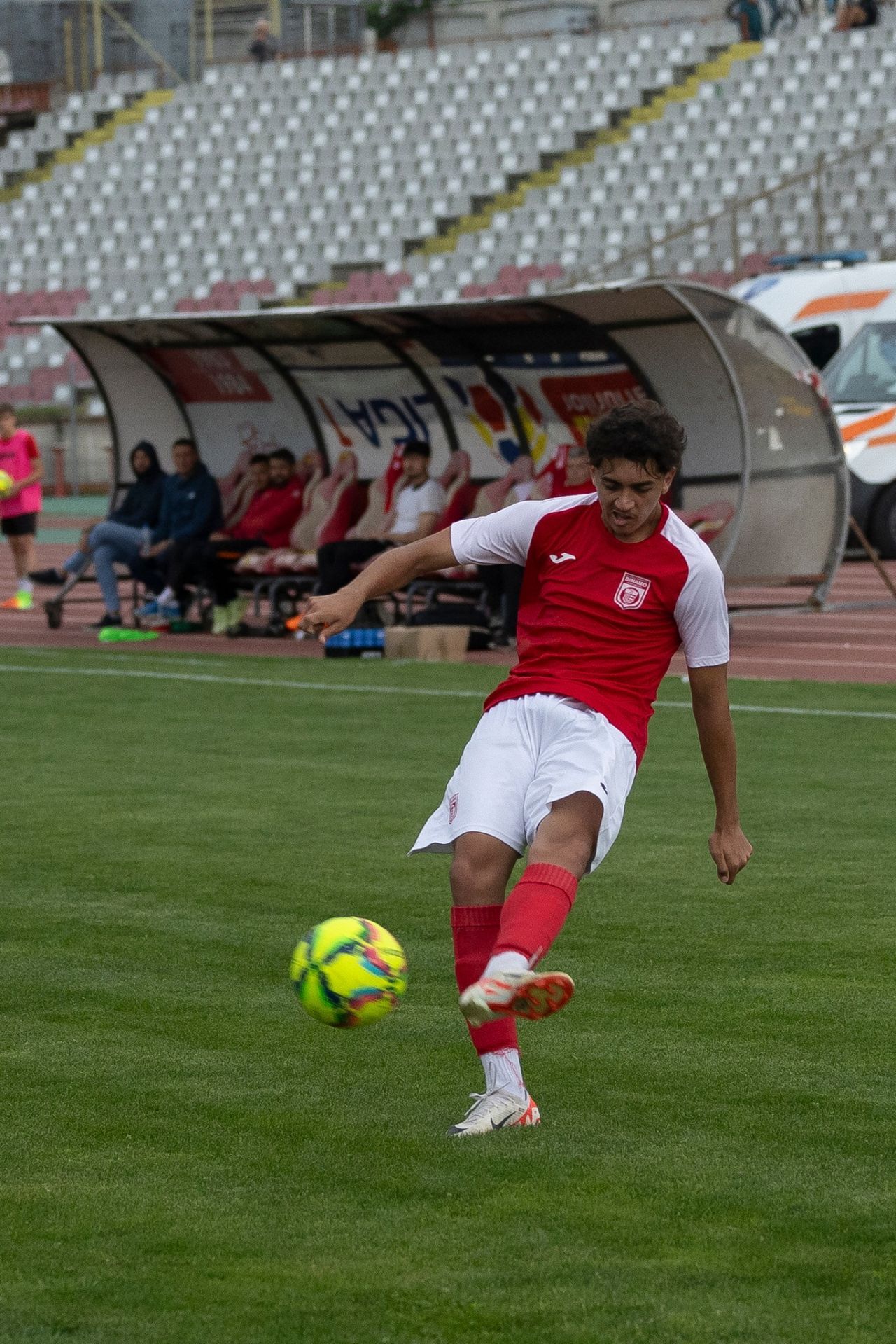 New Dinamo vrea eventul! Echipa de fotbal a lui CS Dinamo a câștigat Cupa și acum luptă pentru finala campionatului_35