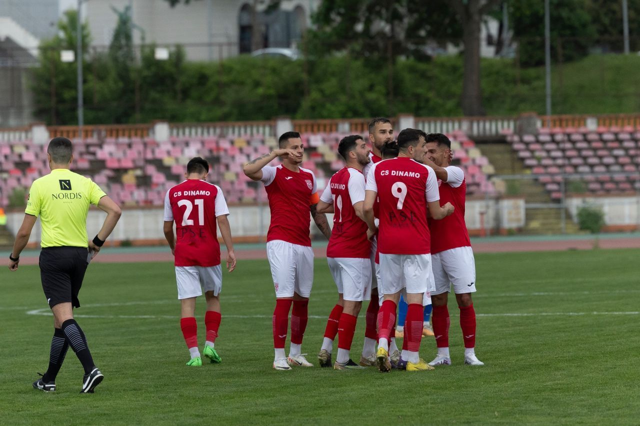 New Dinamo vrea eventul! Echipa de fotbal a lui CS Dinamo a câștigat Cupa și acum luptă pentru finala campionatului_37