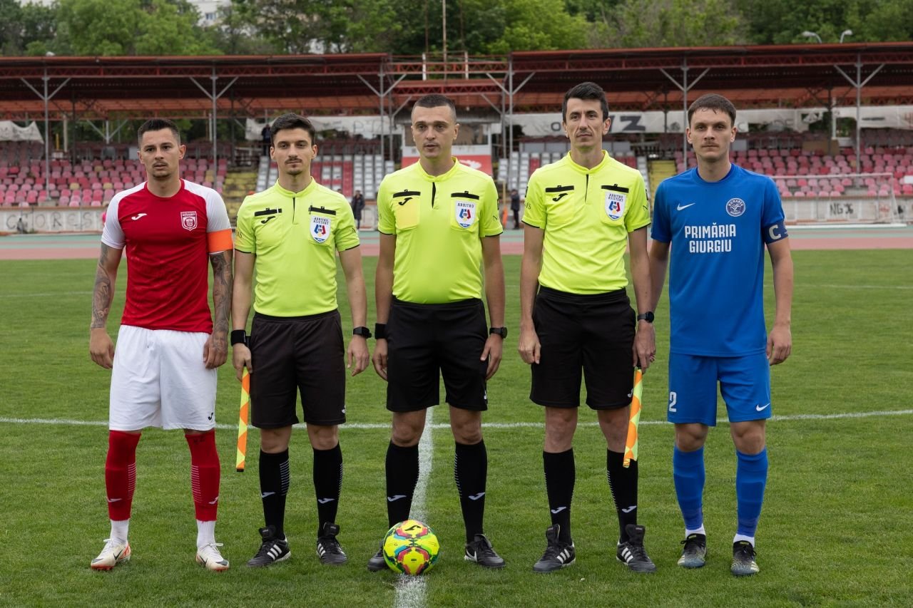 New Dinamo vrea eventul! Echipa de fotbal a lui CS Dinamo a câștigat Cupa și acum luptă pentru finala campionatului_40