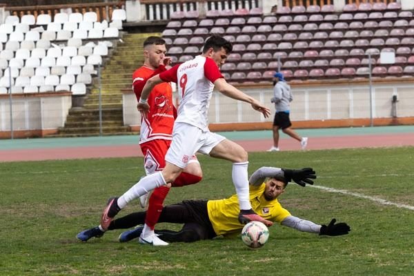 New Dinamo vrea eventul! Echipa de fotbal a lui CS Dinamo a câștigat Cupa și acum luptă pentru finala campionatului_49
